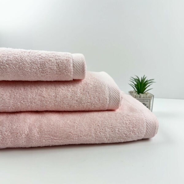 Plain bath towel